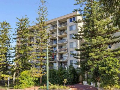 27 / 133 Lincoln Street, Perth