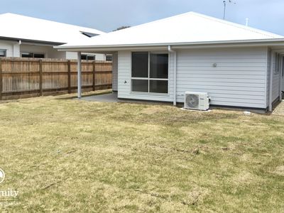 7 Olivia Street, Beachmere