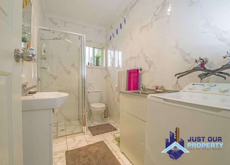 11A Mckevitte Ave, East Hills