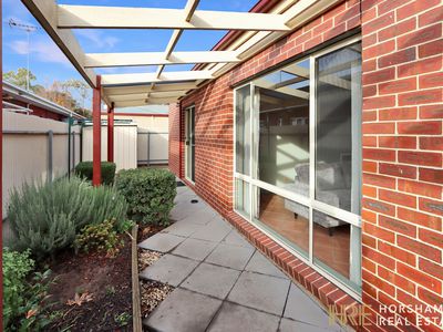 5 Sayer Court, Horsham