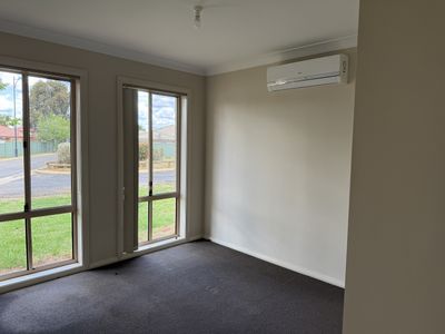 3 / 80 Close Street, Parkes