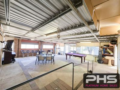 190 Pratt Road, Reedy Lake