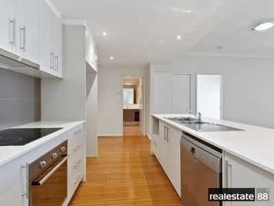 37 / 180 Stirling Street, Perth