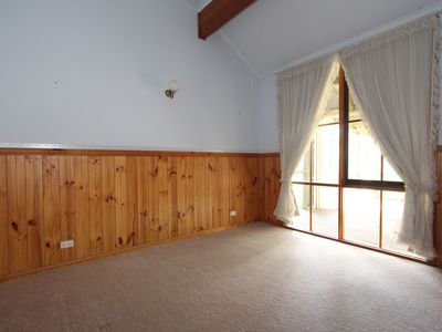 11 Matthews Road, Heathcote