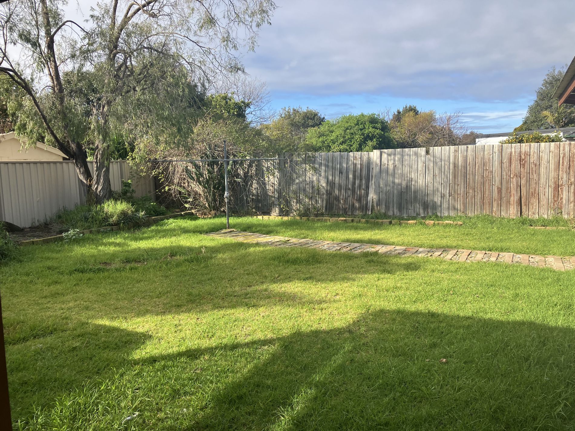 12 Glamorgan Avenue, Werribee