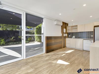 1 / 39-41 Dover Drive, Burleigh Heads
