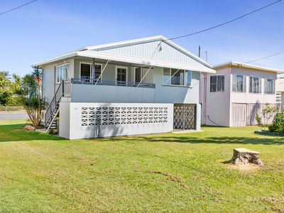 93 Matthew Flinders Drive, Cooee Bay