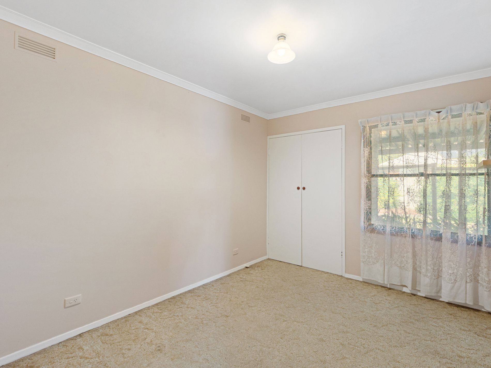 27 Redbank Road, Seymour