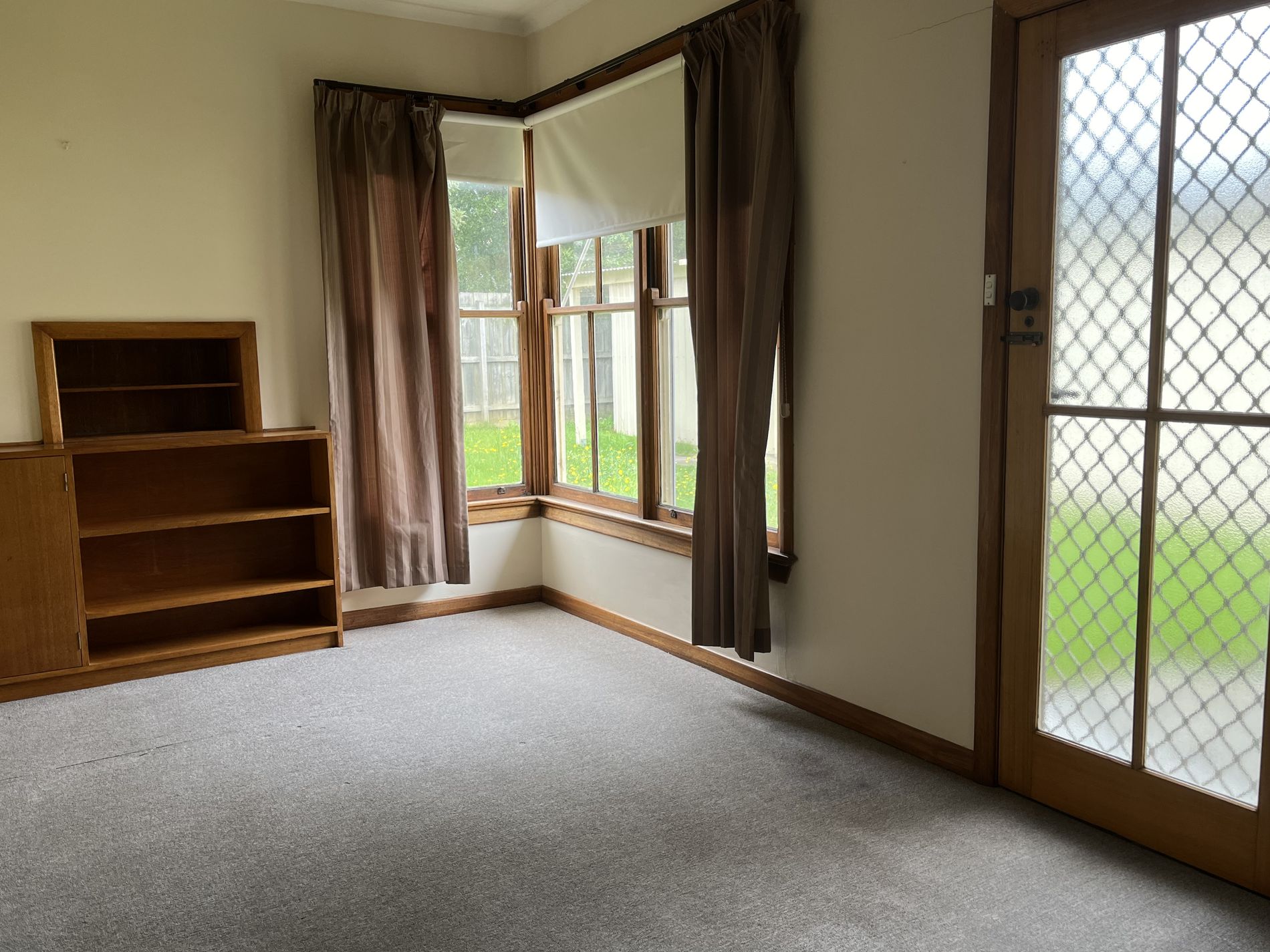 8 Garlick Avenue, Newtown