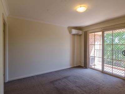 4 / 1 Streeton Place, Casula