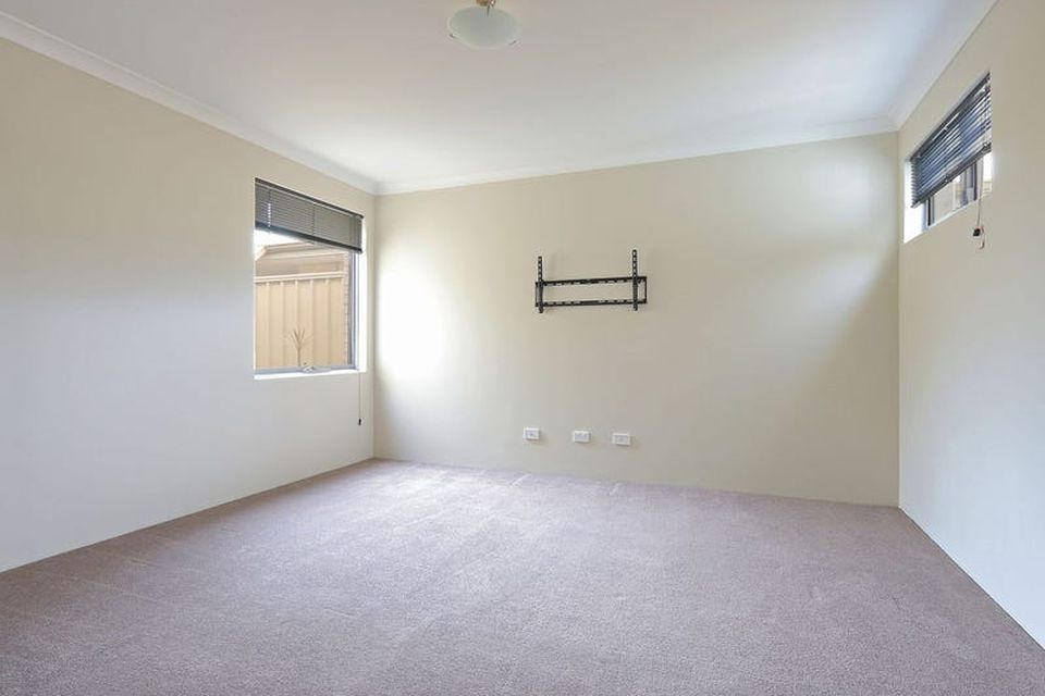 11 Barbon Lane , Baldivis