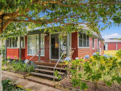 10 Beatrice Street, Atherton