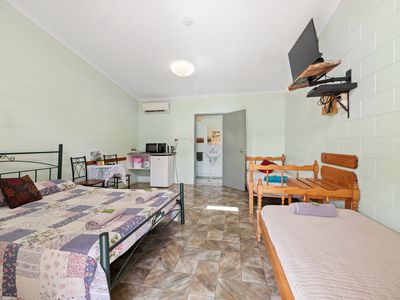 23 Garland Street, Mount Surprise