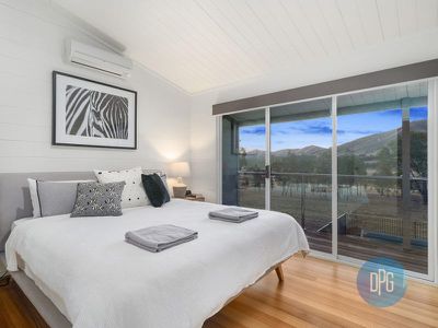454 Howes Creek Road, Mansfield