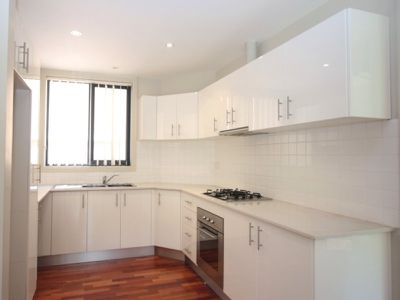 2 / 4A Marsden Road, West Ryde