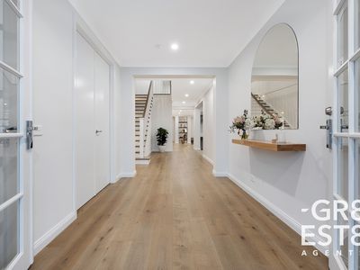 9 Memorial Drive, Narre Warren North