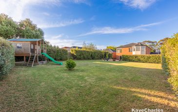 11 Windsor Drive, Beaconsfield