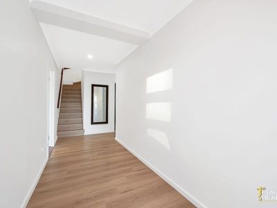 21 Eldora Cres, Falcon