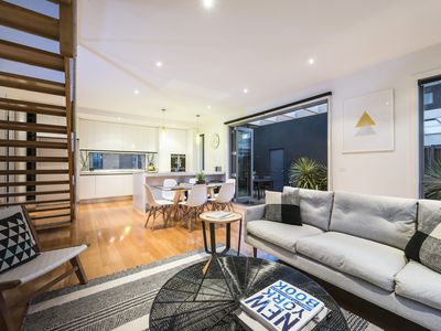 2 / 217 Woods Street, Newport