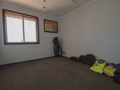 12 Etrema Loop, South Hedland