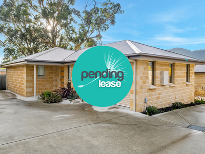 2 / 122a Main Street, Huonville