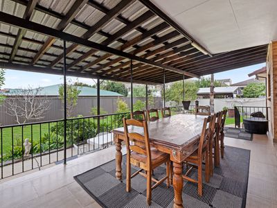 76 Rosebery Road, Guildford