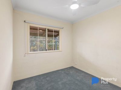 4 Graham Close, Flora Hill