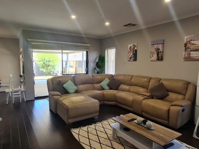 8 Basedow Chase, Banksia Grove