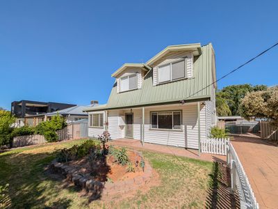 12 El Alamein Avenue, Swan Hill