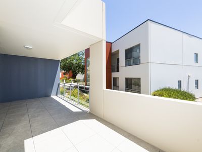 13D / 17 Uriarra Road, Queanbeyan