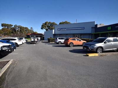 1A & 1B / 105 Main South Road, Morphett Vale
