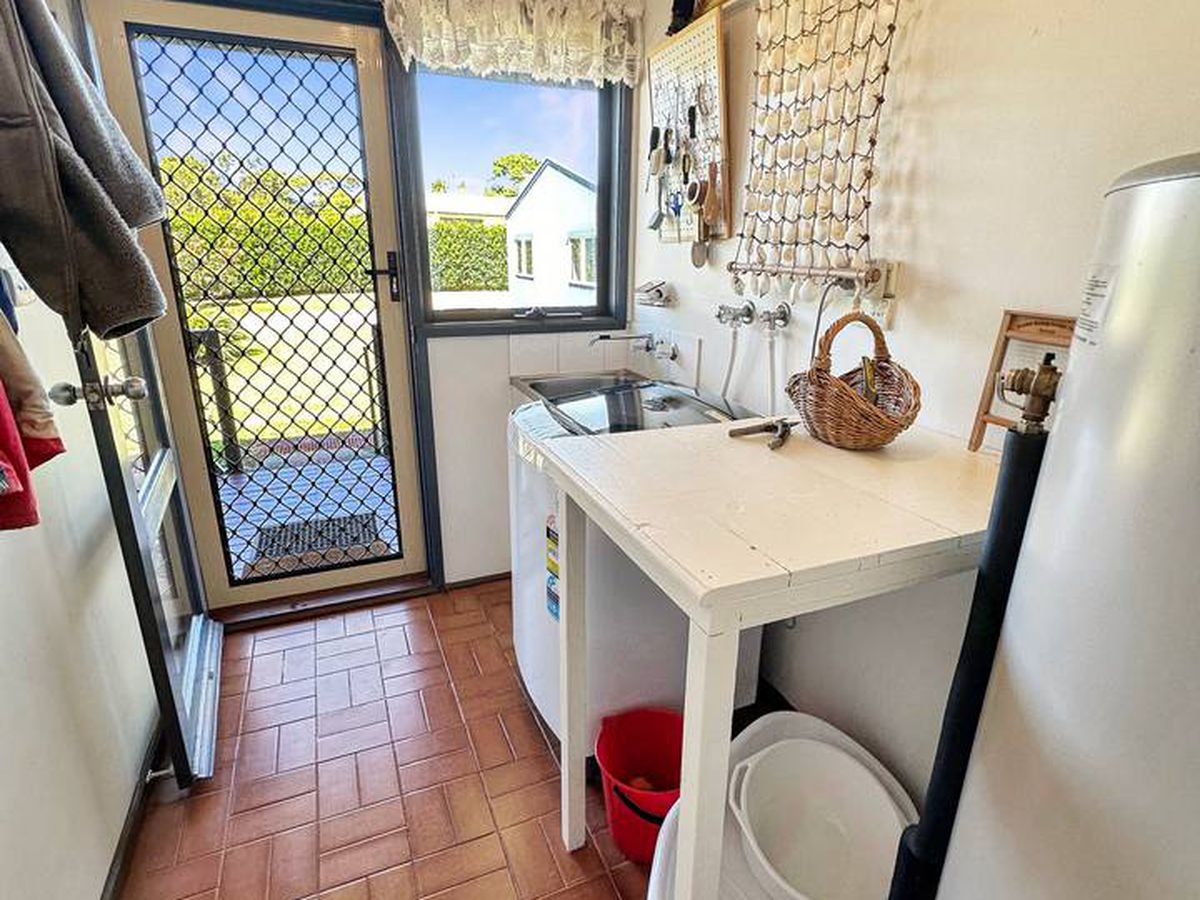49 Forrester, Malanda