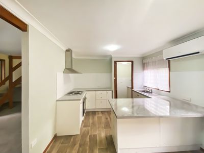 2 / 5 CAMPBELL PLACE, Nowra