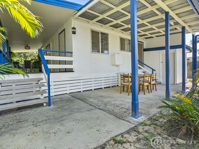 1019 Scenic Highway, Kinka Beach
