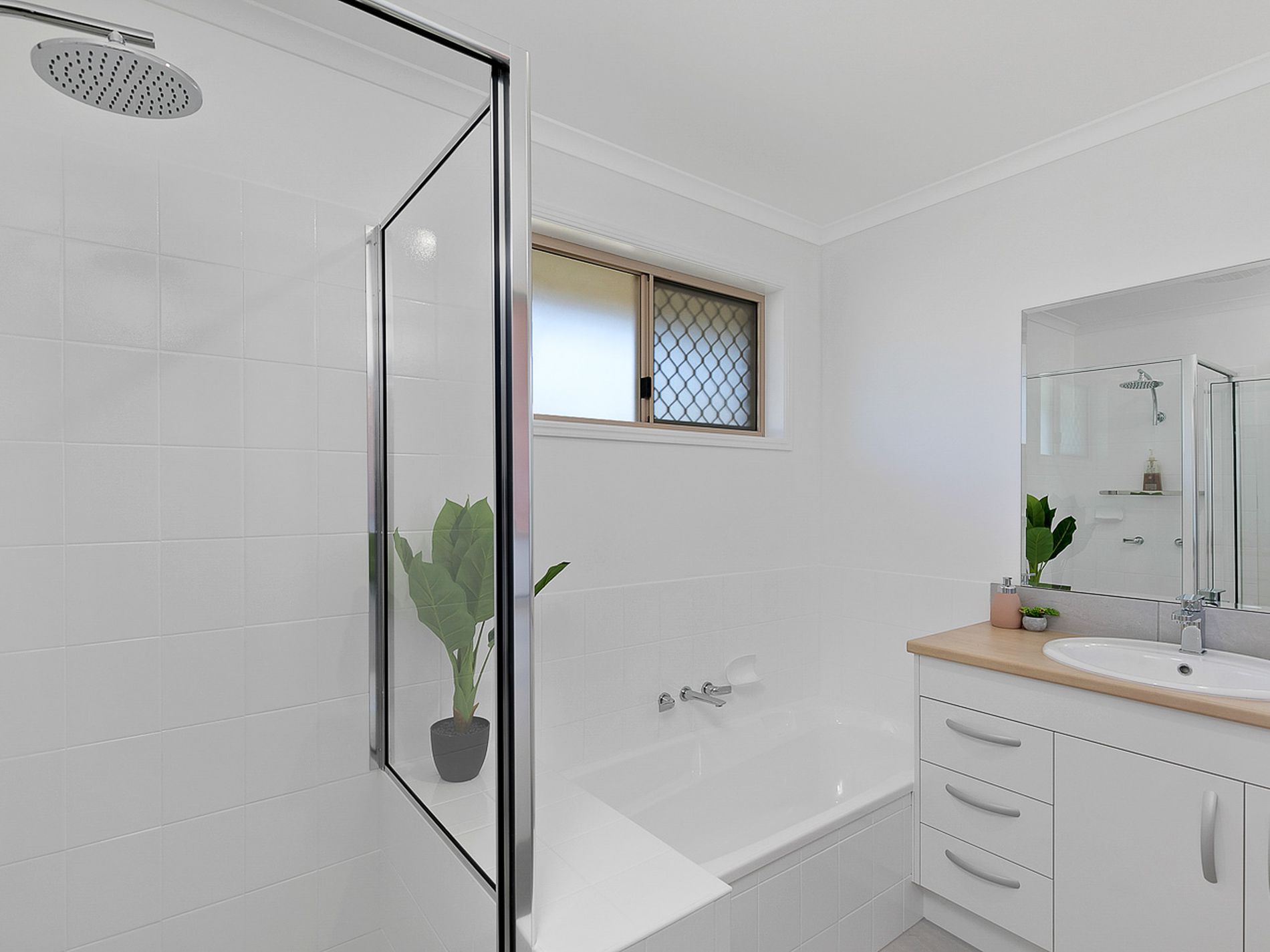 87 Snapper Street, Kawungan