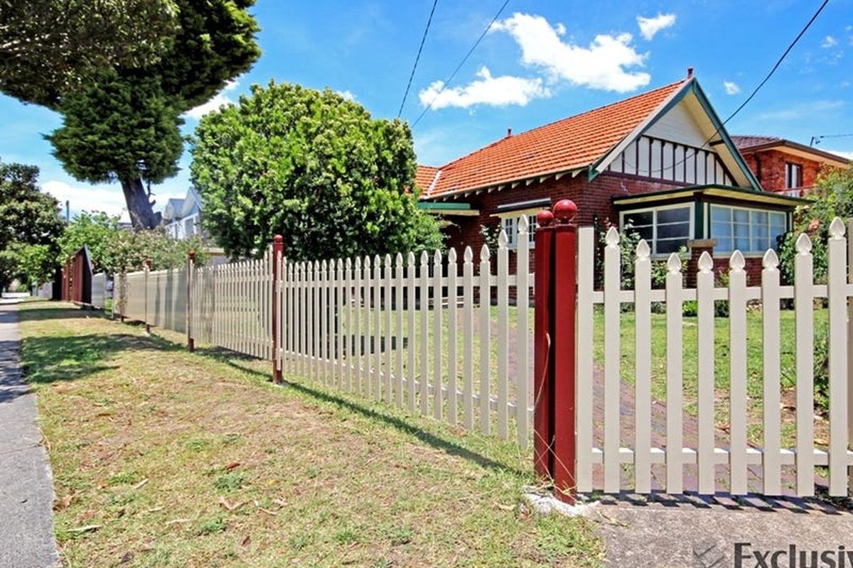 2 Gracemere Street, North Strathfield