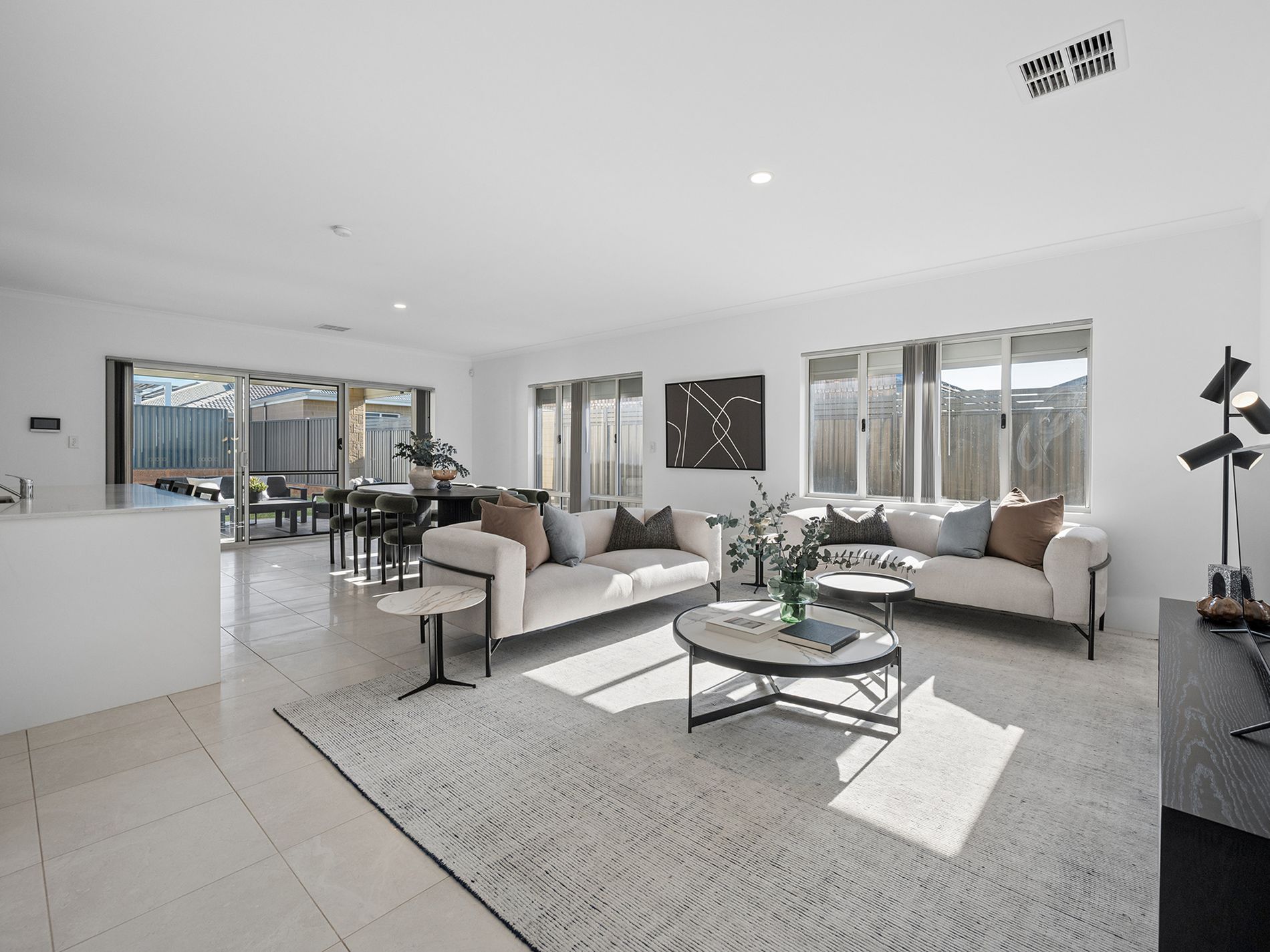 21 Claystone Loop, Piara Waters