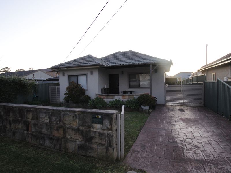 32 Adah Street, Guildford