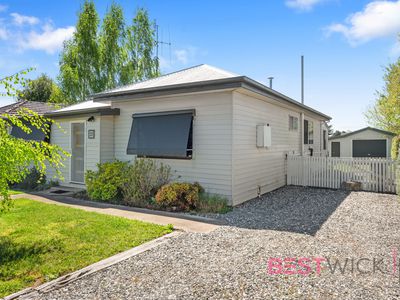 50 Osman Street, Blayney
