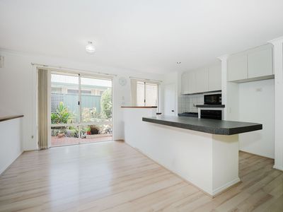 8 RAMSAY PLACE, Bibra Lake