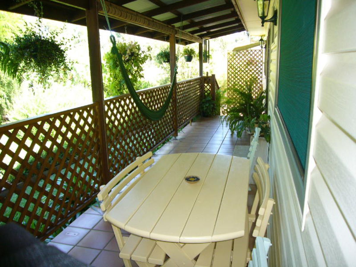 Lemon Tree Passage, Lemon Tree Passage - Thumbnail 5