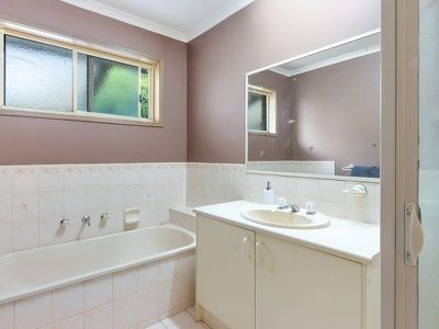 34 Monash Dr, Seymour