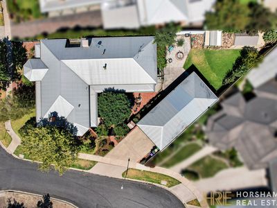 12 Farrar Avenue, Horsham