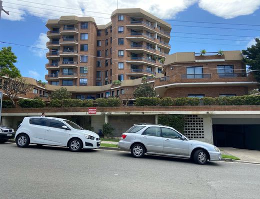 Office Suite with Parking & Lift Access