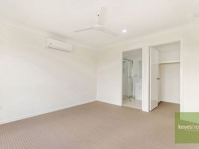 16 Orangeberry Circuit, Mount Low