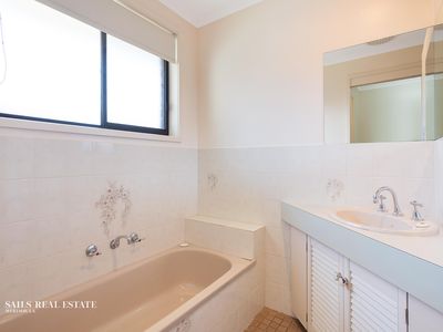 20 Kowara Crescent, Merimbula