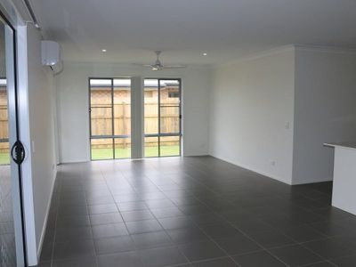 5 O'Connell Parade, Urraween