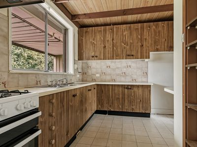 15 Cheam Drive, Reynella