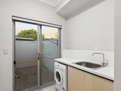 406C Canning Highway, Como