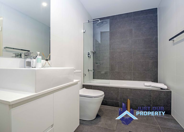 1 / 702-704 Canterbury Road, Belmore